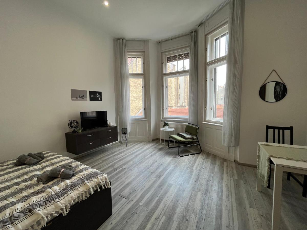 D58 Superior Apartments In The City Center Budapest Luaran gambar