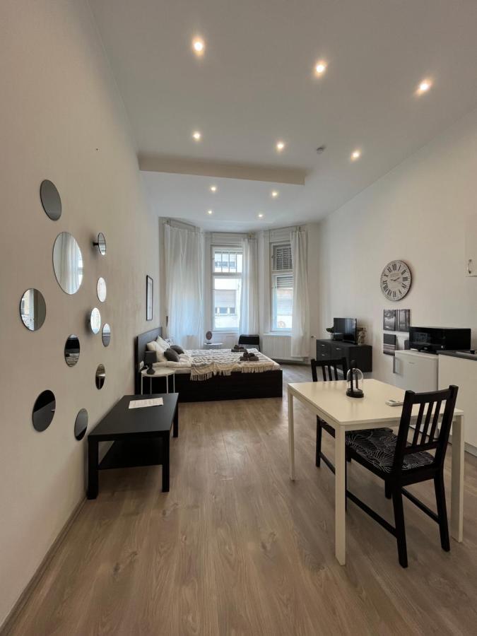 D58 Superior Apartments In The City Center Budapest Luaran gambar